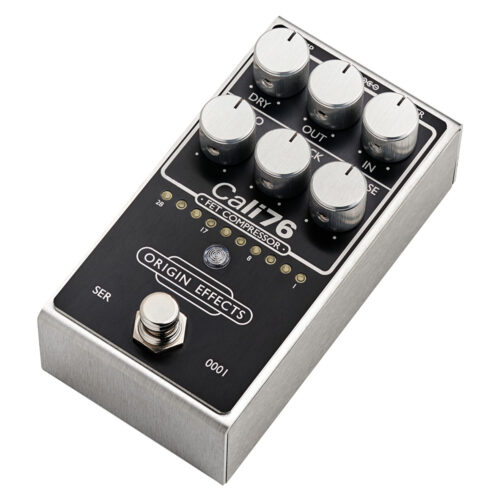 Origin Effects Cali76 V2 FET Compressor Black - angled view